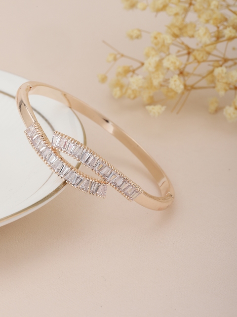 Carlton London Women Rose Gold Brass Cubic Zirconia Handcrafted Rose Gold-Plated Bangle-Style Bracelet
Carlton London Women Rose Gold Brass Cubic Zirconia Handcrafted Rose Gold-Plated Bangle-Style Bracelet