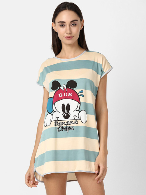 V2 Value & Variety Green Printed Cotton Blend Nightdress
V2 Value & Variety Green Printed Cotton Blend Nightdress