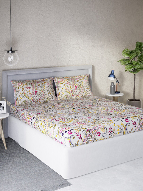 DDecor Cream-Coloured & Magenta Cotton Sigma 140 TC Queen Bedsheet with 2 Pillow Covers
DDecor Cream-Coloured & Magenta Cotton Sigma 140 TC Queen Bedsheet with 2 Pillow Covers