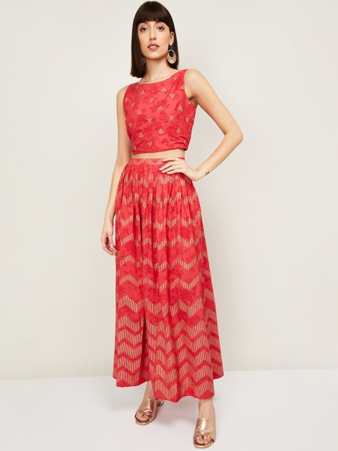 Melange by Lifestyle Women Red Ethnic Motifs Panelled Kurta with Skirt & With Dupatta
Melange by Lifestyle Women Red Ethnic Motifs Panelled Kurta with Skirt & With Dupatta