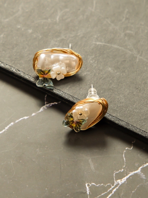 anore Gold-Toned & Off White Contemporary Studs Earrings