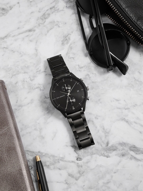 PAUL HEWITT Men Black Dial & Black Stainless Steel Bracelet Style Straps Analogue Watch PH003066
PAUL HEWITT Men Black Dial & Black Stainless Steel Bracelet Style Straps Analogue Watch PH003066
