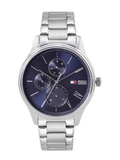 Tommy Hilfiger Men Blue Dial & Stainless Steel Analogue Multi Function Watch TH1791850W, Navy blue
Tommy Hilfiger Men Blue Dial & Stainless Steel Analogue Multi Function Watch TH1791850W, Navy blue