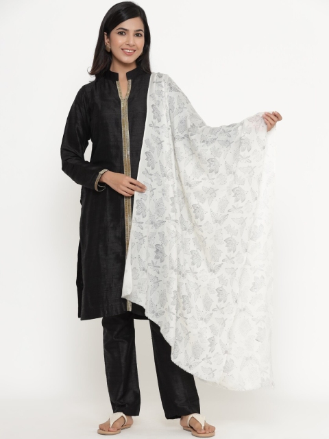 THE AAB STUDIO Women Off White & Grey Flying Butterfly Design Handwoven Himalayan Wool
THE AAB STUDIO Women Off White & Grey Flying Butterfly Design Handwoven Himalayan Wool