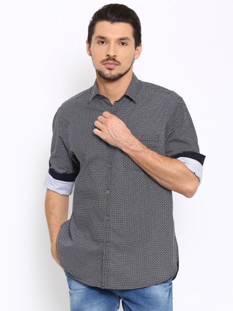 Wills Lifestyle Men Black & White Regular Fit Printed Casual Shirt