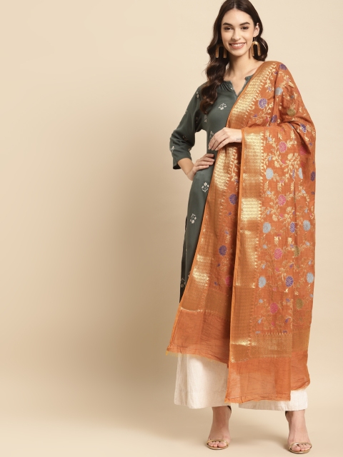 Banarasi Style Brown & Gold-Toned Floral Woven Design Cotton Silk Dupatta with Thread Work
Banarasi Style Brown & Gold-Toned Floral Woven Design Cotton Silk Dupatta with Thread Work