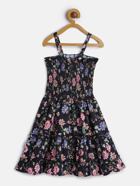 Yuvraah Girls Black & Green Floral Printed Shoulder Straps Smocked Fit & Flare Dress
Yuvraah Girls Black & Green Floral Printed Shoulder Straps Smocked Fit & Flare Dress