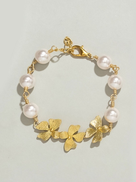 Pipa Bella Women Gold-Toned & White Brass Pearls Gold-Plated White Pearls Link Bracelet