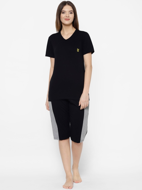 VIMAL JONNEY Women Black T-shirt with Shorts