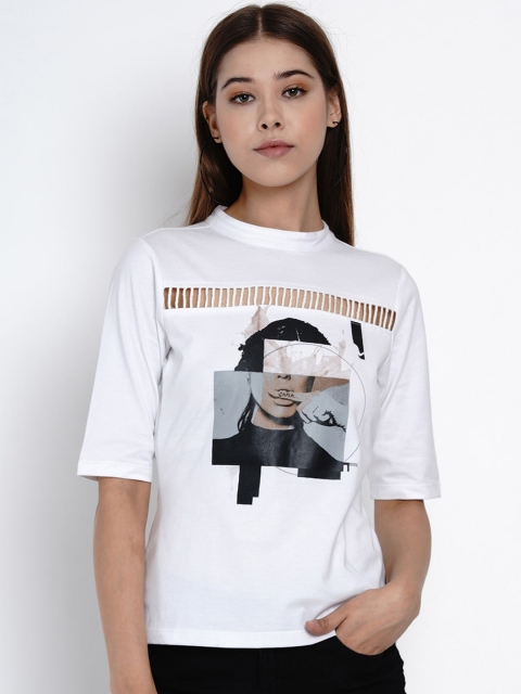 Texco Women White Graphic Printed T-shirt