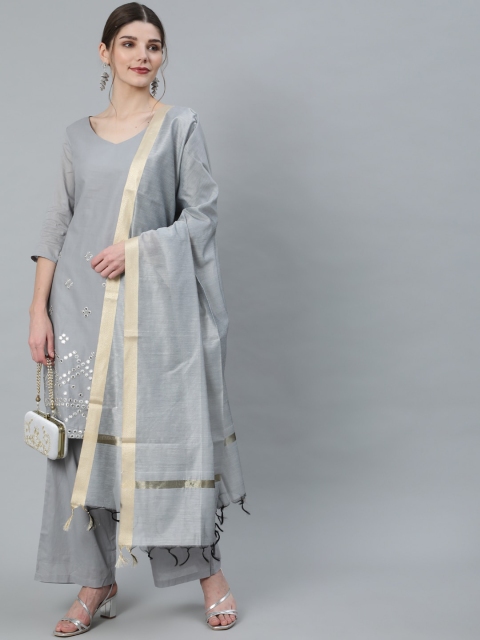 Luni Women Grey Floral Embroidered Mirror Work Pure Cotton Kurta with Trousers & With Dupatta
Luni Women Grey Floral Embroidered Mirror Work Pure Cotton Kurta with Trousers & With Dupatta