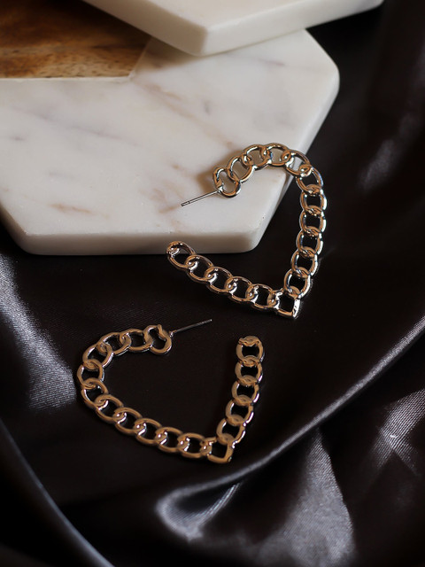 Bellofox Silver-Toned Western Jewellery Set
Bellofox Silver-Toned Western Jewellery Set