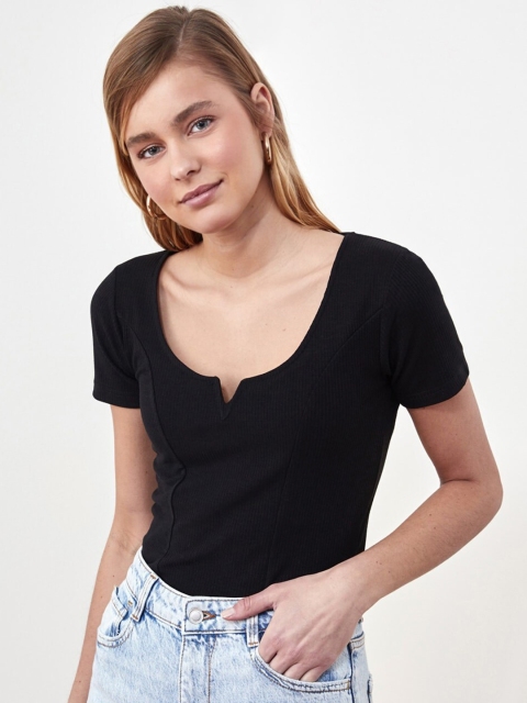 Trendyol Black Crop Top