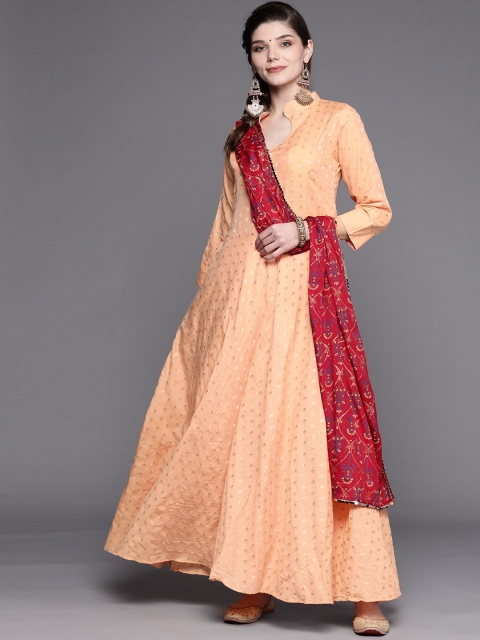 Chhabra 555 Women Peach-Coloured Ethnic Motif Chanderi Cotton Anarkali Kurta Set & Dupatta
Chhabra 555 Women Peach-Coloured Ethnic Motif Chanderi Cotton Anarkali Kurta Set & Dupatta