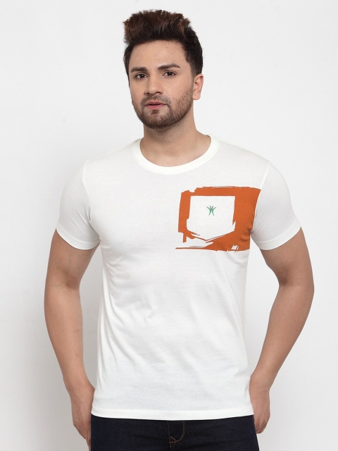 VENITIAN Men Off White Typography Printed Pockets Slim Fit T-shirt