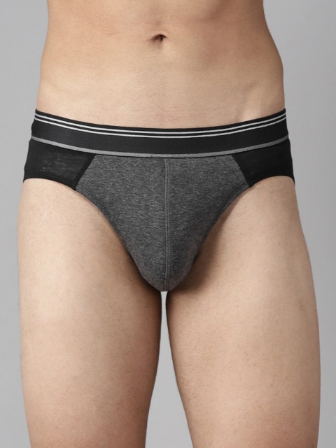 Roadster Men Black & Charcoal Grey Colourblocked Comfort Fit Basic Briefs RD3710-1PP-BRF-BLK
Roadster Men Black & Charcoal Grey Colourblocked Comfort Fit Basic Briefs RD3710-1PP-BRF-BLK