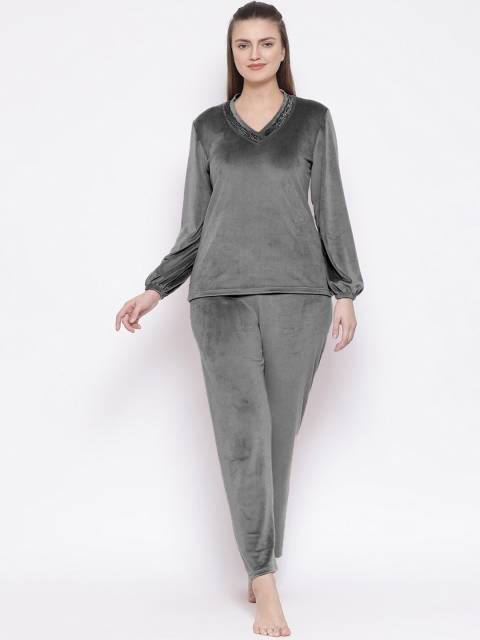 Kanvin Women Grey Solid Night suit