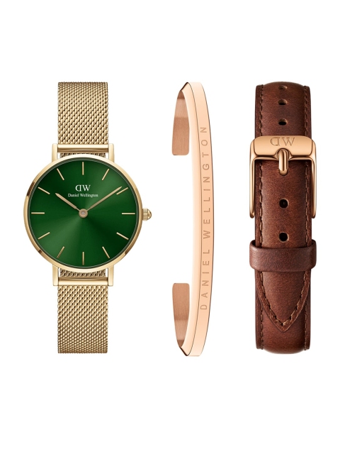 Daniel Wellington Women Gold-Toned & Green Stainless Steel Watch Gift Set DW00501341
Daniel Wellington Women Gold-Toned & Green Stainless Steel Watch Gift Set DW00501341