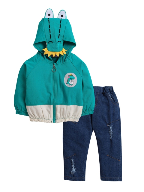 Hopscotch Boys Turquoise Blue & Teal Printed T-shirt with Trousers With Hoodie Jacket
Hopscotch Boys Turquoise Blue & Teal Printed T-shirt with Trousers With Hoodie Jacket