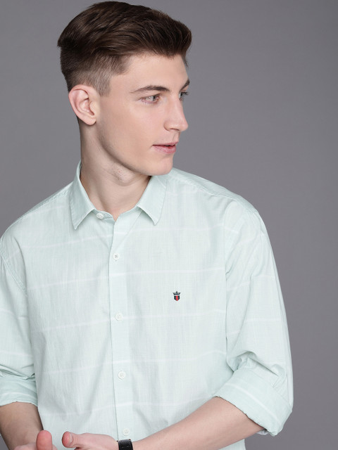 Louis Philippe Sport Men Green & White Slim Fit Striped Pure Cotton Casual Shirt
Louis Philippe Sport Men Green & White Slim Fit Striped Pure Cotton Casual Shirt