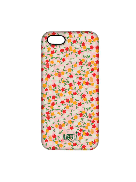 CelfieDesign Multi-Coloured Printed Floral iPhone SE Slim Back Case 
CelfieDesign Multi-Coloured Printed Floral iPhone SE Slim Back Case