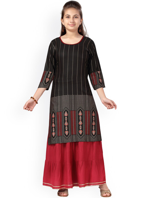 Aarika Girls Black Printed Tiered Pure Cotton Kurta with Sharara
Aarika Girls Black Printed Tiered Pure Cotton Kurta with Sharara