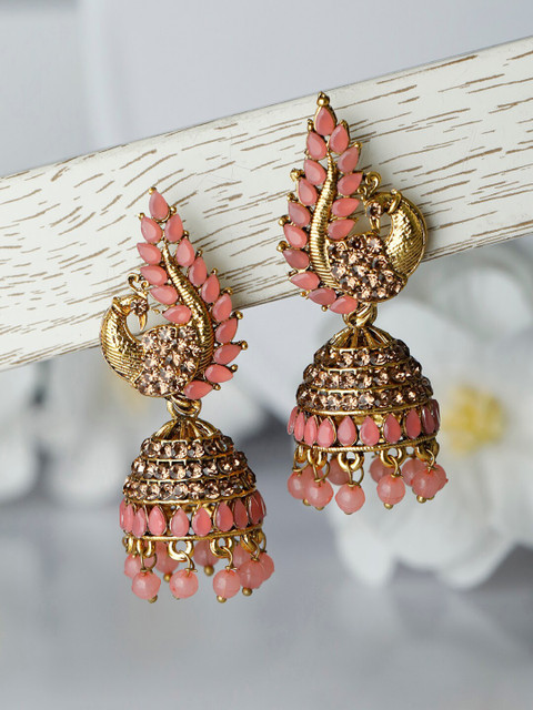 Priyaasi Gold-Plated & Pink Peacock Shaped Jhumkas Earrings
Priyaasi Gold-Plated & Pink Peacock Shaped Jhumkas Earrings