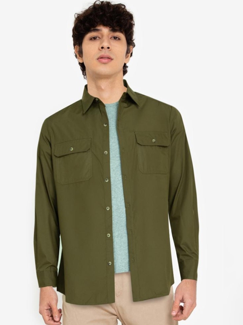 ZALORA BASICS Men Green Casual Shirt