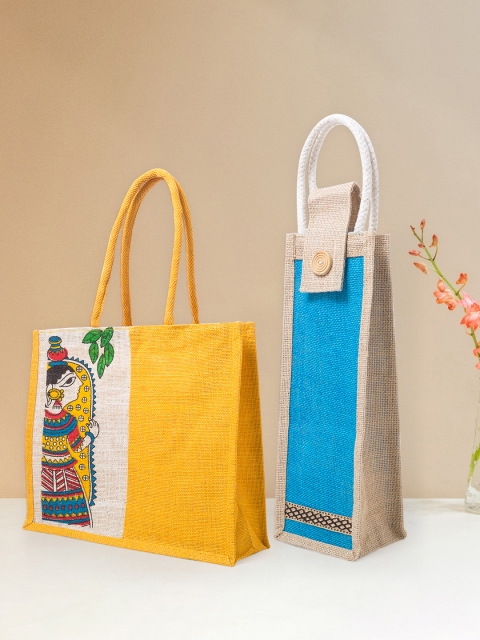 Golden Peacock Set Of 2 Printed Eco-Friendly Shopper Handheld Bag & Bottle Bag, Yellow
Golden Peacock Set Of 2 Printed Eco-Friendly Shopper Handheld Bag & Bottle Bag, Yellow