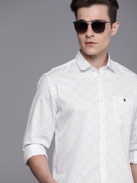 Louis Philippe Jeans Men White Slim Fit Geometric Opaque Printed Pure Cotton Casual Shirt
Louis Philippe Jeans Men White Slim Fit Geometric Opaque Printed Pure Cotton Casual Shirt
