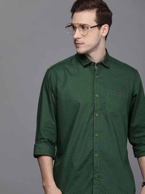 Louis Philippe Jeans Men Green Slim Fit Ethnic Motifs Opaque Printed Pure Cotton Shirt
Louis Philippe Jeans Men Green Slim Fit Ethnic Motifs Opaque Printed Pure Cotton Shirt