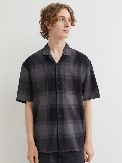 H&M Men Grey & Black Relaxed Fit Linen-Blend Resort Shirt