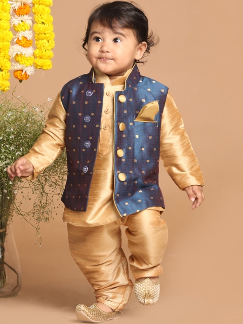 VASTRAMAY SISHU Boys Gold-toned Ethnic Motifs Kurta & Churidar With Nehru Jacket, Rose gold
VASTRAMAY SISHU Boys Gold-toned Ethnic Motifs Kurta & Churidar With Nehru Jacket, Rose gold