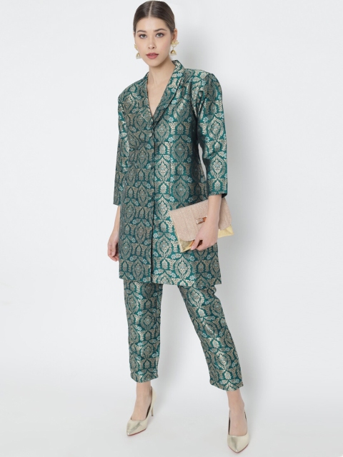 RAISIN Women Turquoise Blue Jacquard Banarasi Brocade Coat with Trousers Co-Ords
RAISIN Women Turquoise Blue Jacquard Banarasi Brocade Coat with Trousers Co-Ords