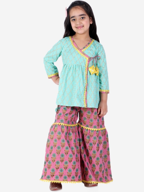 BownBee Girls Green & Pink Ethnic Motifs Printed Angrakha Pure Cotton Kurti with Sharara
BownBee Girls Green & Pink Ethnic Motifs Printed Angrakha Pure Cotton Kurti with Sharara