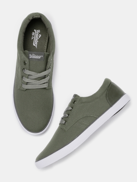 Roadster Men Grey Sneakers