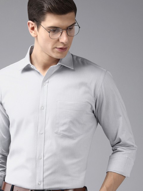 Park Avenue Men Medium Grey Slim Fit Geometric Opaque Self Design Pure Cotton Formal Shirt
Park Avenue Men Medium Grey Slim Fit Geometric Opaque Self Design Pure Cotton Formal Shirt