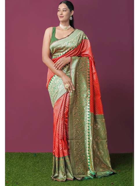 Unnati Silks Red & Green Gold-Toned Ethnic Motifs Woven Design Kanjeevaram Saree