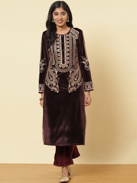Lakshita Women Purple & Gold-Toned Ethnic Motifs Embroidered Thread Work Velvet Kurta
Lakshita Women Purple & Gold-Toned Ethnic Motifs Embroidered Thread Work Velvet Kurta