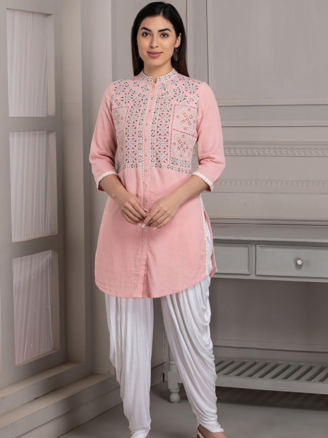 Lakshita Pink Mandarin Collar Embroidered Tunic With Corset Hern And Lace Enhancement
Lakshita Pink Mandarin Collar Embroidered Tunic With Corset Hern And Lace Enhancement