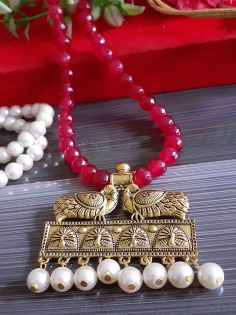 RICH AND FAMOUS Gold-Toned & Red Agate Beaded Peacock Pendant Necklace