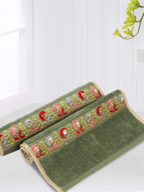 LUSH & BEYOND Set Of 2 Olive-Green & Red Printed 500 GSM Pure Cotton Hand Towels
LUSH & BEYOND Set Of 2 Olive-Green & Red Printed 500 GSM Pure Cotton Hand Towels