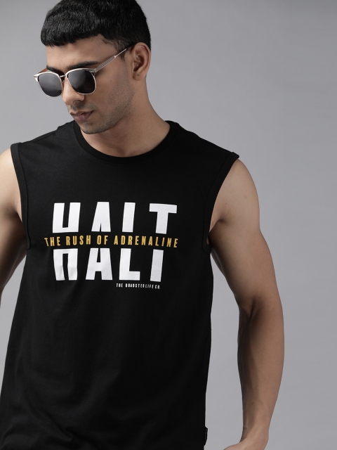 Roadster Men Black & White Typography Printed Pure Cotton T-shirt
