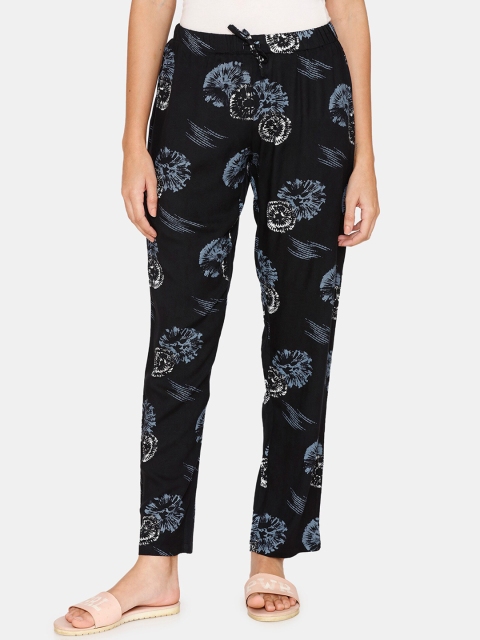 Coucou by Zivame Black Floral Printed Woven Pyjamas
