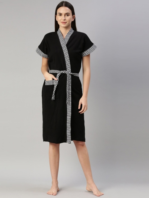 GOLDSTROMS Women Black & White Solid Bath Robe