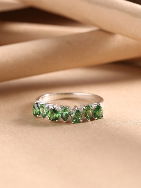 Hiara Jewels 925 Sterling Silver & Silver-Plated Green CZ-Studded Finger Ring
Hiara Jewels 925 Sterling Silver & Silver-Plated Green CZ-Studded Finger Ring