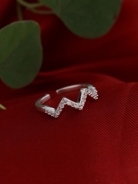 Hiara Jewels 925 Sterling Silver & Silver-Plated White CZ-Studded Adjustable Finger Ring
Hiara Jewels 925 Sterling Silver & Silver-Plated White CZ-Studded Adjustable Finger Ring