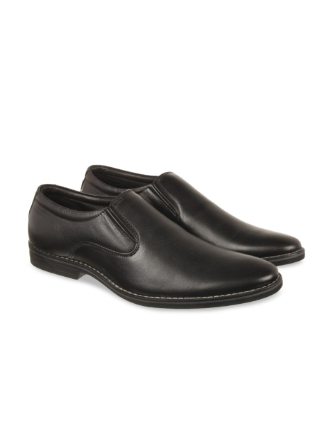 Vardhra Men Black Solid Leather Formal Shoes