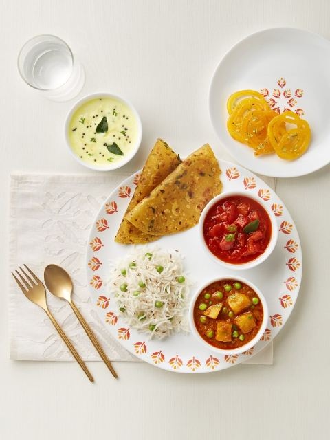 Larah by BOROSIL Moon Gardenia Set of 19 Pieces Floral Printed Opalware Glossy Dinner Set, White
Larah by BOROSIL Moon Gardenia Set of 19 Pieces Floral Printed Opalware Glossy Dinner Set, White