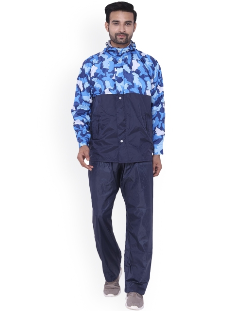 THE CLOWNFISH Men Blue Camouflage Printed Napoleon Series Hooded Reversible Rain Suit
THE CLOWNFISH Men Blue Camouflage Printed Napoleon Series Hooded Reversible Rain Suit